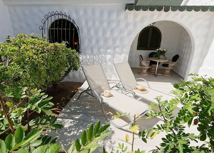 Parque Del Paraiso Ii アパート