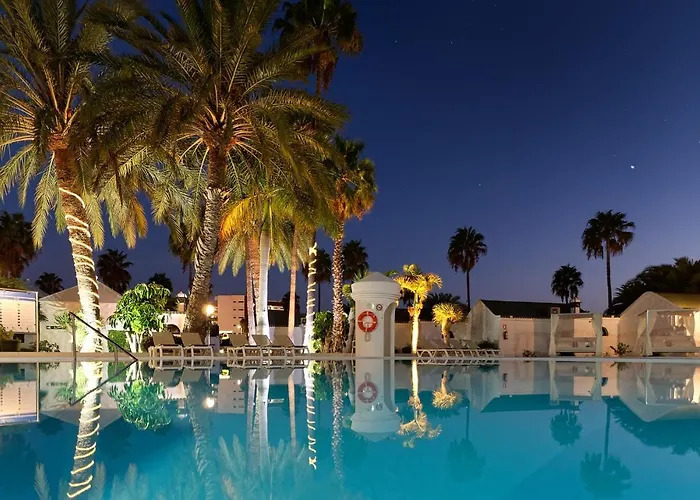 アパート Parque Del Paraiso Ii プラヤ・デル・イングレス