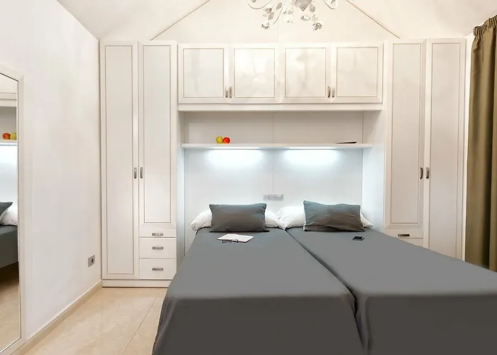 Parque Del Paraiso Ii アパート プラヤ・デル・イングレス