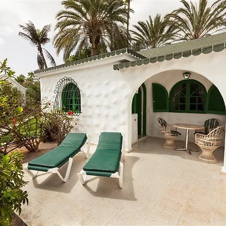 Parque Del Paraiso Ii Hotel